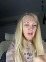 Monna stripchat stream image