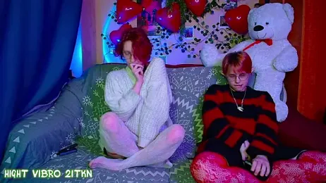 TrickyKitsune stripchat stream image