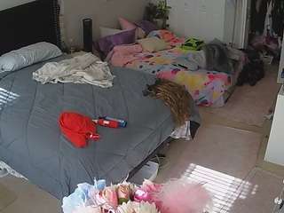 voyeurcam-house-charleys-room camsoda stream image