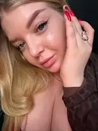 OdriOlsens stripchat stream image