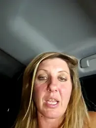 SheIsSomething stripchat stream image