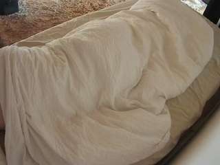 voyeurcam-julmodels-whitebed-4 camsoda stream image