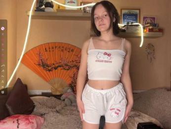 hermina-iloveyou bongacams stream image