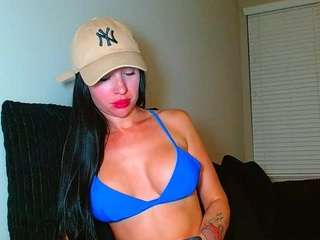 tighttinymilf camsoda stream image