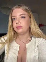 OdriOlsens stripchat stream image