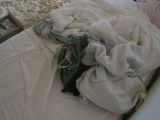 voyeurcam-julmodels-whitebed-4 camsoda stream image