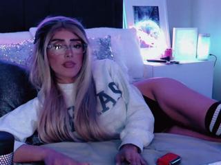 Skye Rhodes flirt4free stream image