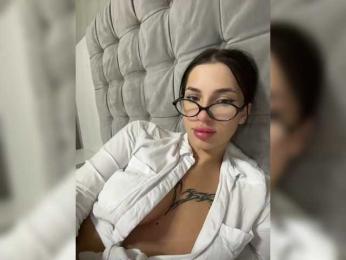 BabyDarii bongacams stream image