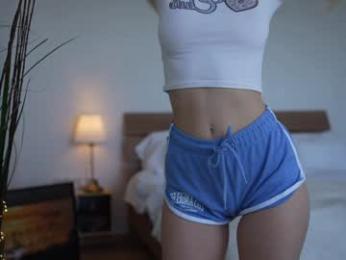 kriss0leoo chaturbate stream image