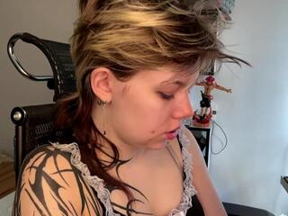 Odelyna Curless flirt4free stream image, 17.04.2026 07:00