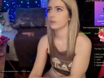kimilee22 chaturbate stream image, 25.04.2026 14:40