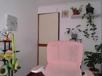 littlelaksmi chaturbate stream image, 11.06.2026 22:00