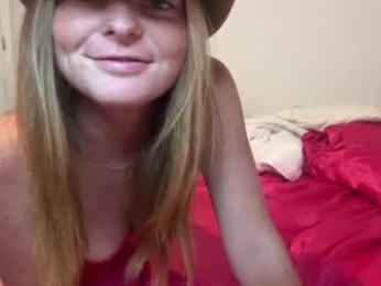 luluxoxo3 chaturbate stream image, 09.08.2026 21:30