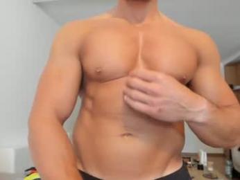 roberto4ever chaturbate stream image, 10.08.2026 09:40