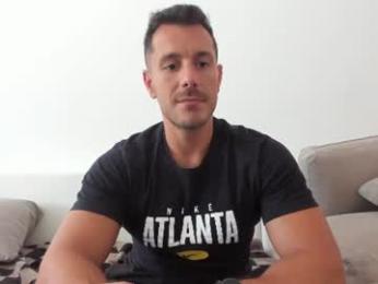 roberto4ever chaturbate stream image, 10.08.2026 09:40