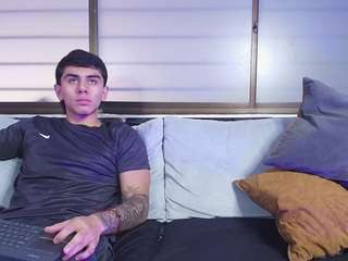 zoee-8 camsoda stream image, 20.08.2026 12:20