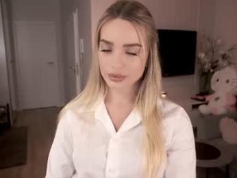 nicole_blueberry chaturbate stream image, 29.08.2026 21:40