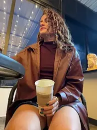 alana15 stripchat stream image