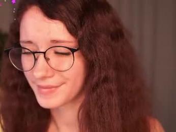 little_poetry chaturbate stream image, 04.10.2026 20:20