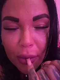 _MelinaCurves_ stripchat stream image