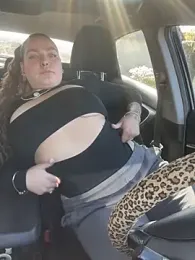 joanaelaa stripchat stream image