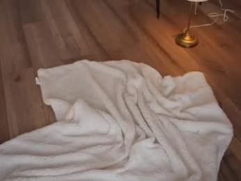 kriss0leoo chaturbate stream image