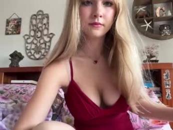 kittengirlxo chaturbate stream image