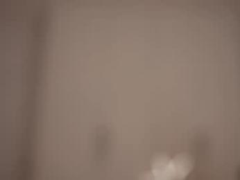 kriss0leoo chaturbate stream image