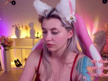 HoneyCherry bongacams stream image