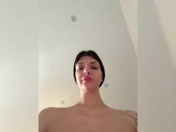 chicanogirl bongacams stream image