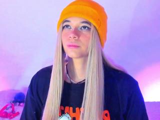 Scarlet Bridge flirt4free stream image