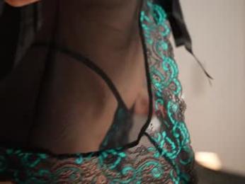 kriss0leoo chaturbate stream image