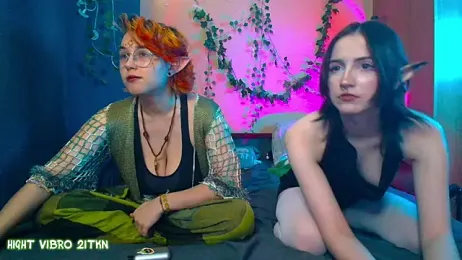 TrickyKitsune stripchat stream image