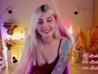 HoneyCherry bongacams stream image