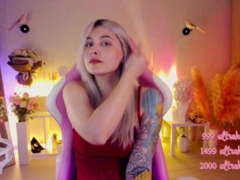 HoneyCherry bongacams stream image