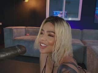 misspeearl camsoda stream image