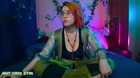 TrickyKitsune stripchat stream image