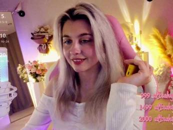 HoneyCherry bongacams stream image