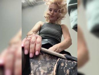 -Molly- bongacams stream image